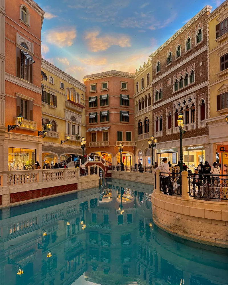 Pork chop bun from Tai Lei Loi Kei