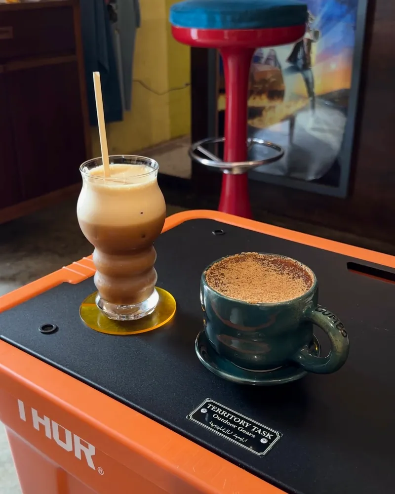 Coffee Dumbo retro cafe in Taipei