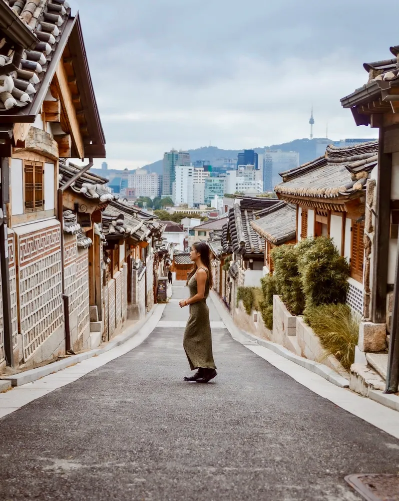 Creating travel content on Instagram